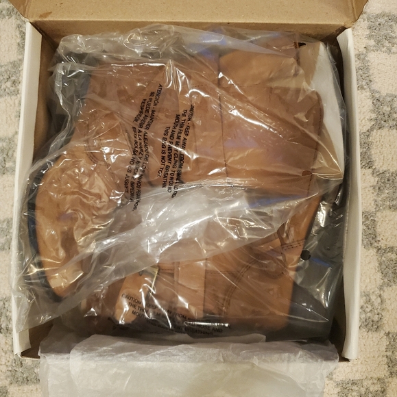 NWT Steve Madden Brewzzer Cognac Leather Belted Mid Calf Moto Boot Size 7.5 - Picture 3 of 12